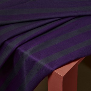 Tissu RayMajestic Purple Atelier Brunette